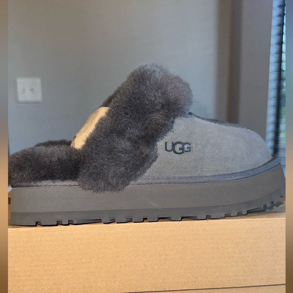 UGG Disquette Platform Slipper Water-Resistant Suede, Charcoal Gray, Size US 6 - Picture 6 of 12